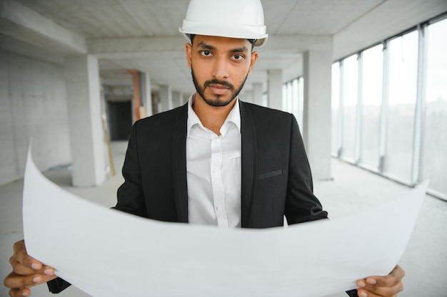 Ile zarabia projektant budowlany i od czego to zależy?